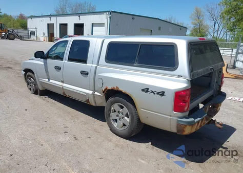 2005 Dodge Dakota Slt from USA, damaged, VIN 1D7HW48N45S321002
